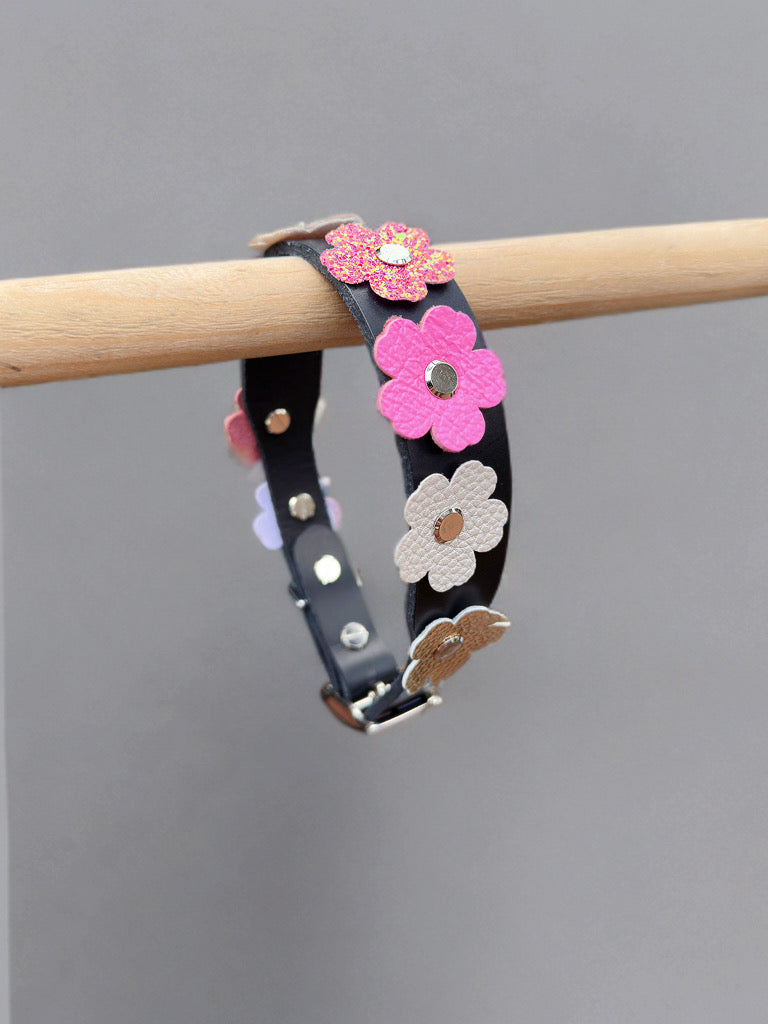 Lederhalsband Blütenzauber